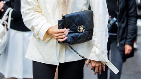 will chanel fix my bag